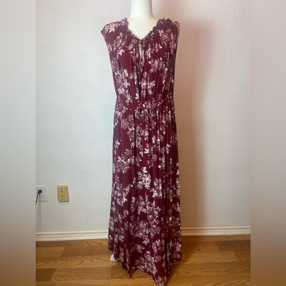 Torrid floral pattern sleeves less maxi dress size 3